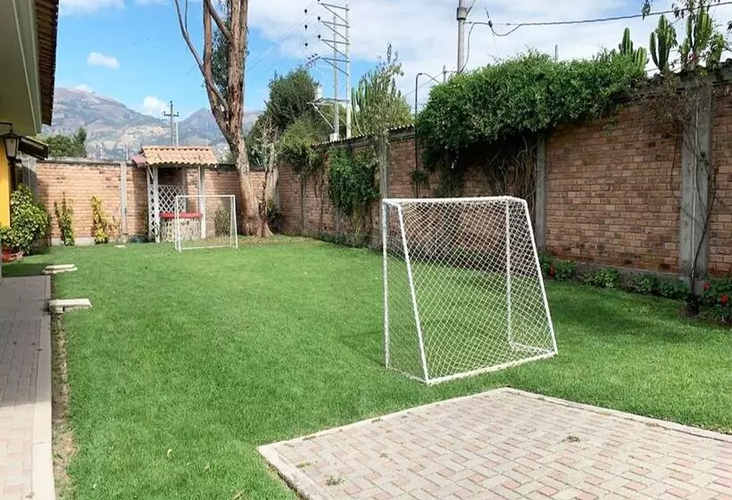 هتل Tartar