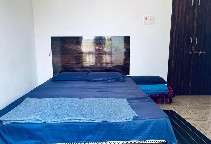 פנסיון Seanest