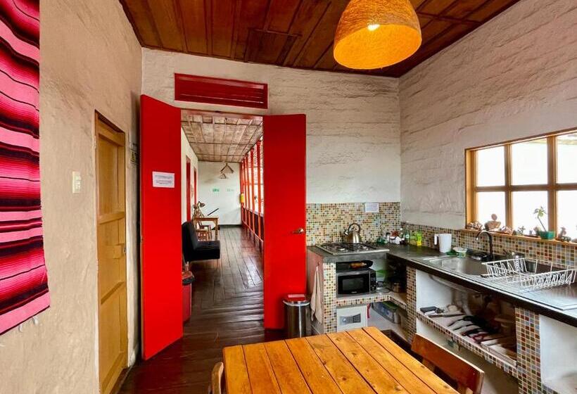 ユースホステル Hostal Tralala Salento