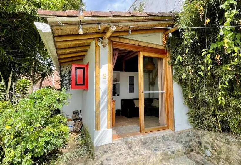 ユースホステル Hostal Tralala Salento