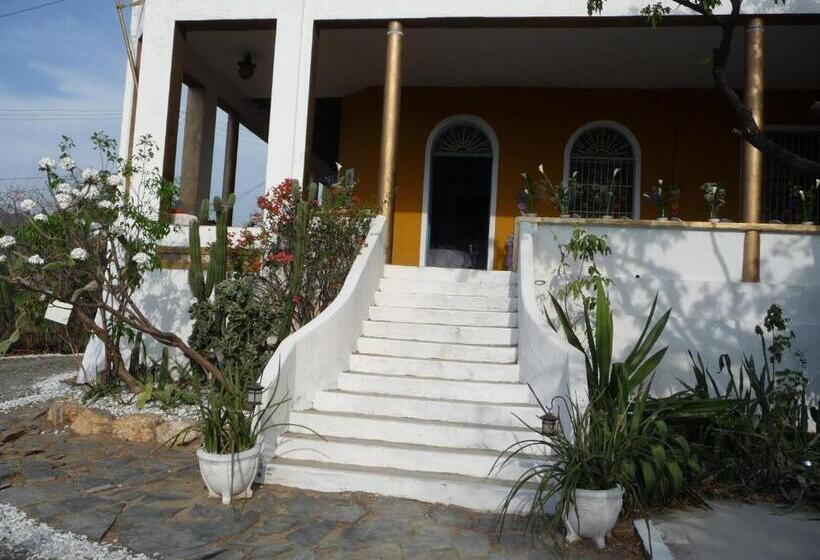 تختخواب و صبحانه Jardin Etnobotanico Villa Ludovica