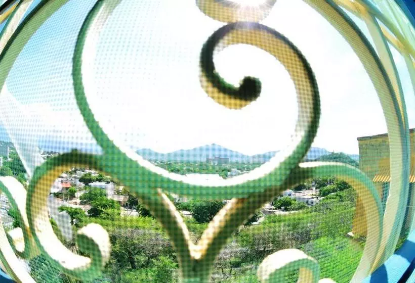 ベッドアンドブレックファースト Jardin Etnobotanico Villa Ludovica