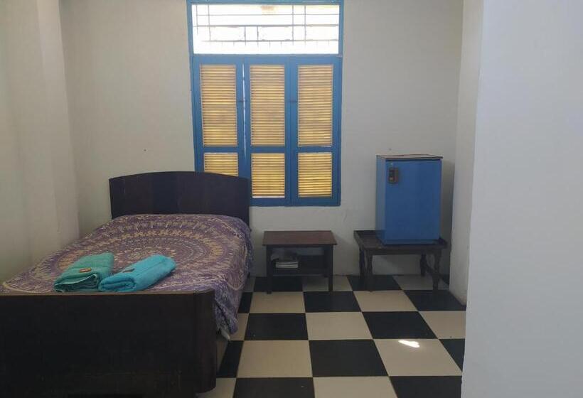 تختخواب و صبحانه Jardin Etnobotanico Villa Ludovica