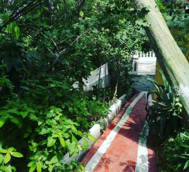 تختخواب و صبحانه Jardin Etnobotanico Villa Ludovica