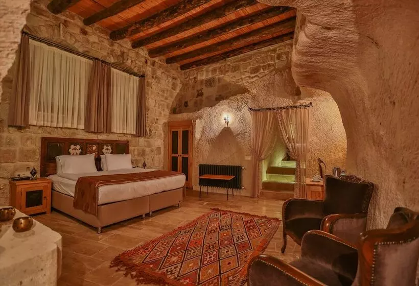 Hotelli Acropolis Cave Suite