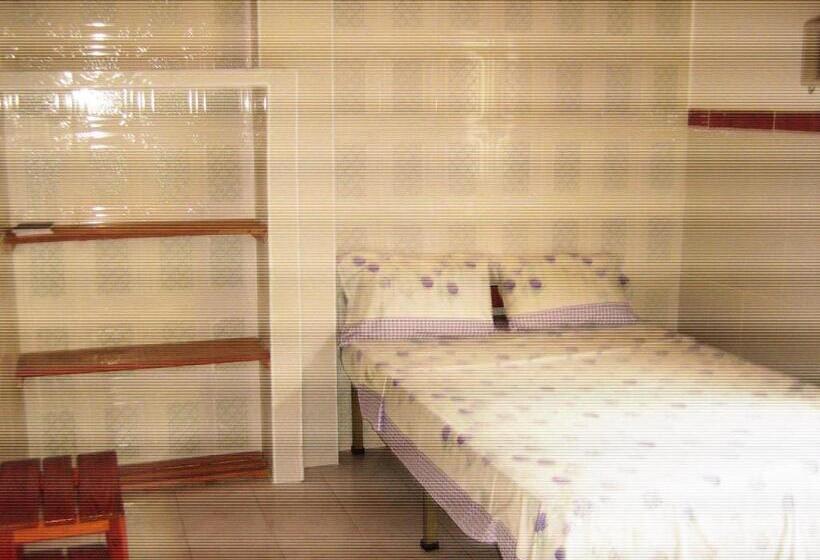 Отель Arpa De Aguas