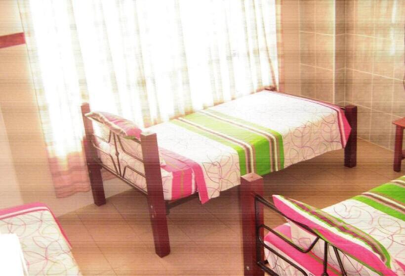 Отель Arpa De Aguas