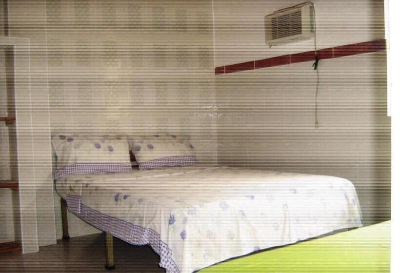 Отель Arpa De Aguas