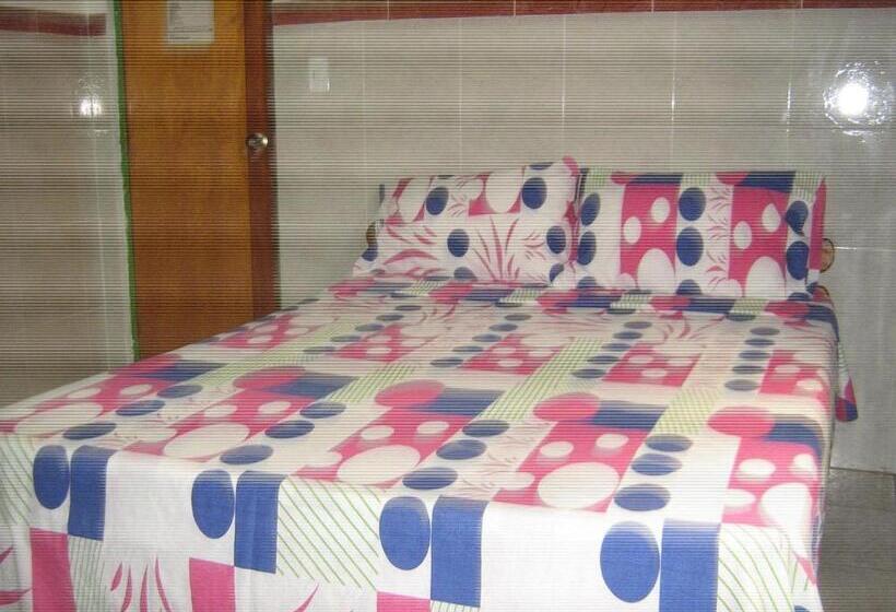 Отель Arpa De Aguas