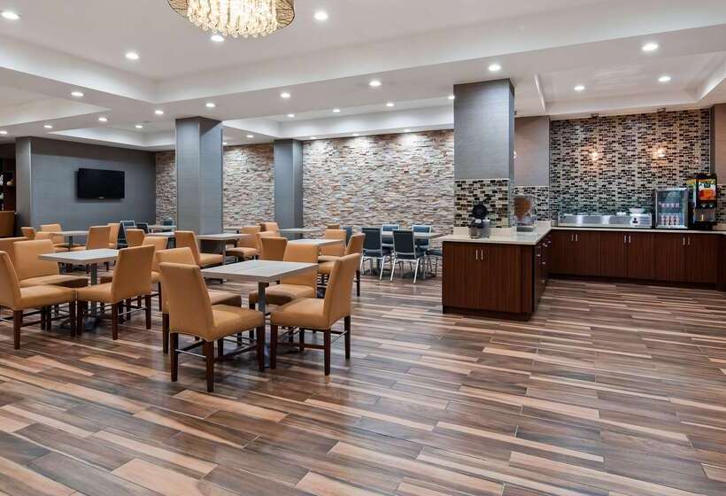 בית מלון כפרי Best Western Plus Philadelphia Convention Center