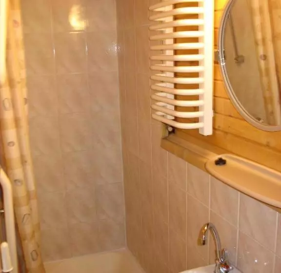 ホテル Dom Wypoczynkowy Aga