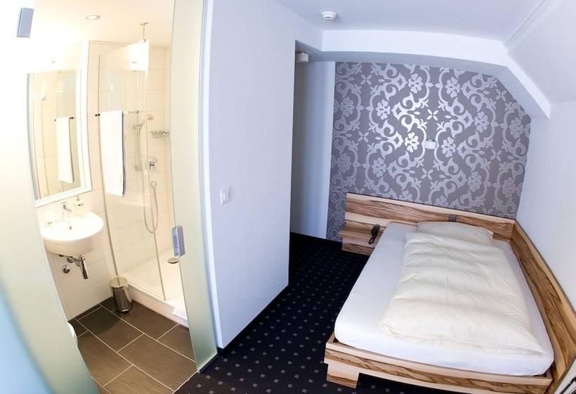 ホテル Gasthof Zur Sonne