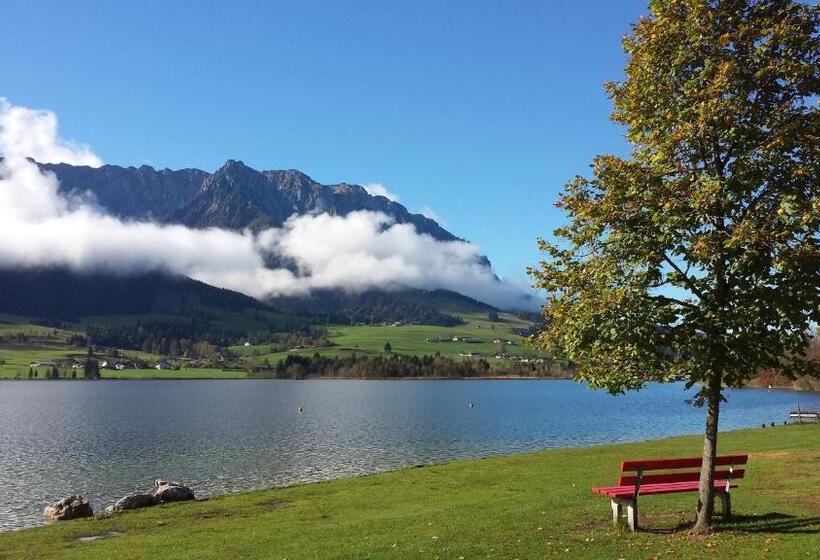 호텔 Gästehaus Fahringer