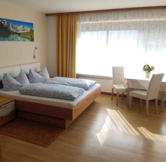 호텔 Gästehaus Fahringer