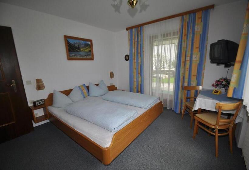 호텔 Gästehaus Fahringer