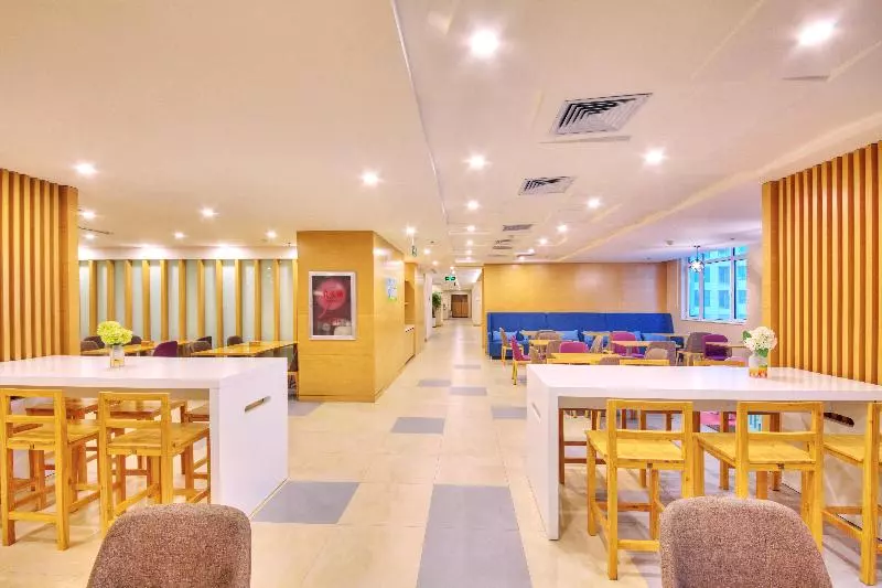 Hotelli Holiday Inn Express Tangshan Downtown, An Ihg