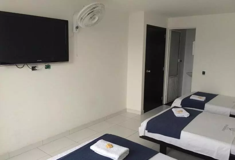 Hotelli Oviedo Real