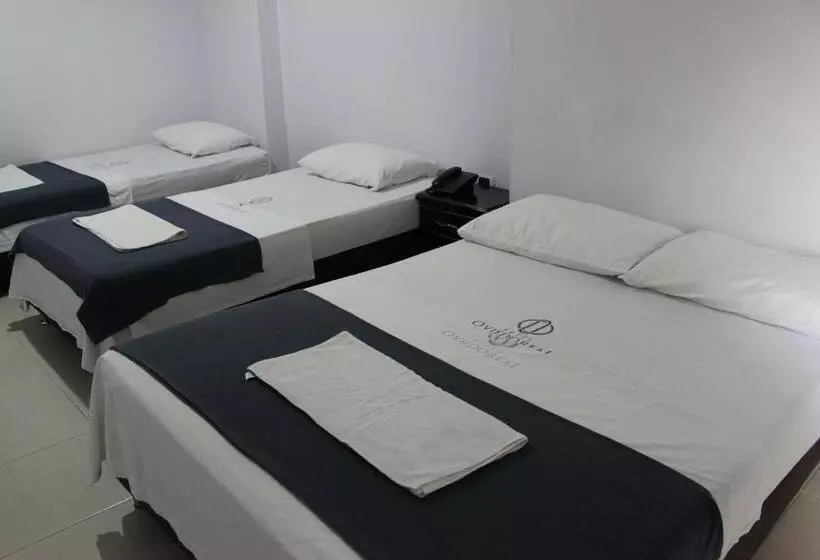 Hotelli Oviedo Real