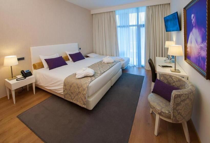 فندق Parque Serra Da Lousa