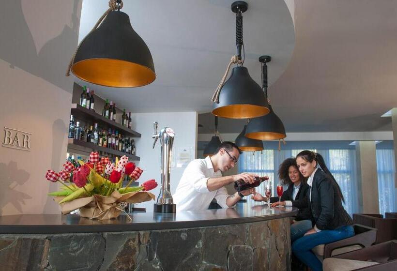 فندق Parque Serra Da Lousa