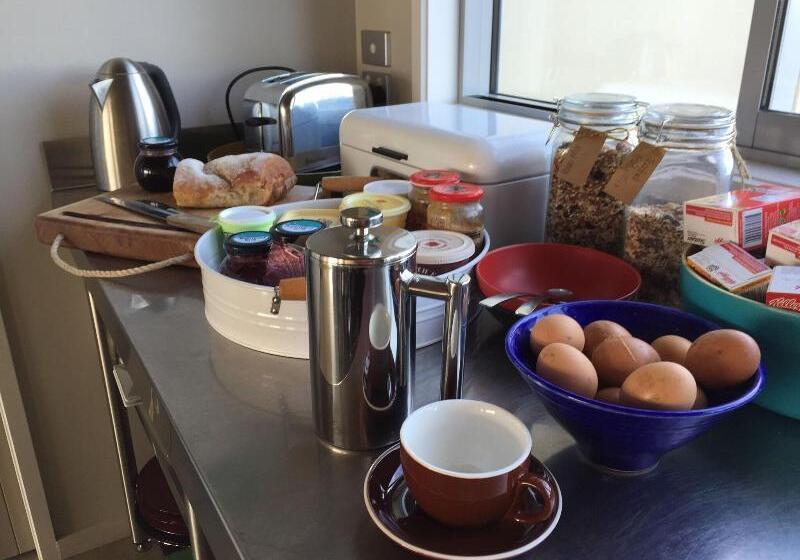 Hotel Rabbit Island Huts