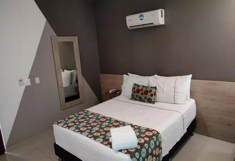 ホテル Santa Clara Boutique