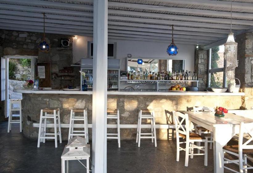 Hotel Voula Apartments & Rooms