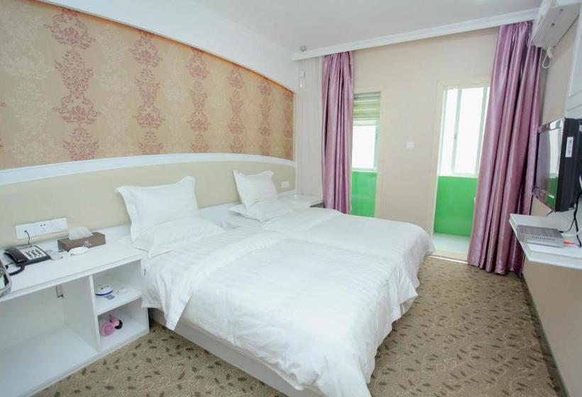 Отель Xinghe Xinfeng  Railway Station & Bus Station Branch