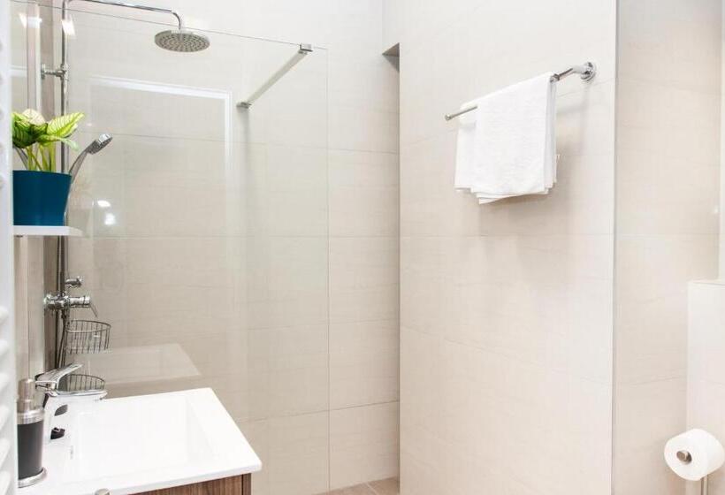 Luxury Main Square Apartments