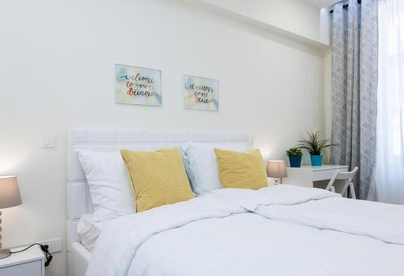 Luxury Main Square Apartments