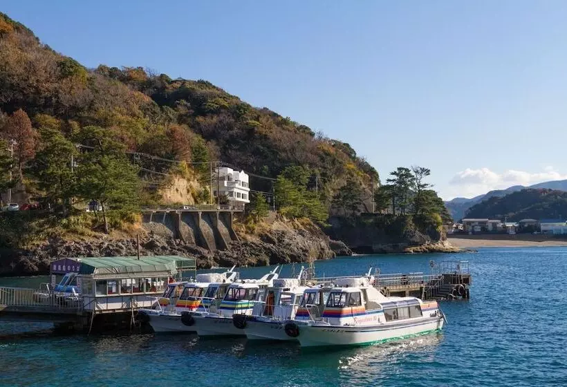 旅館 Sakahijiri Gyokushoen