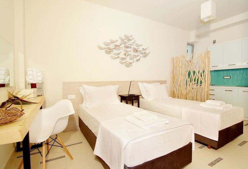 Villa Takeoff Saronida