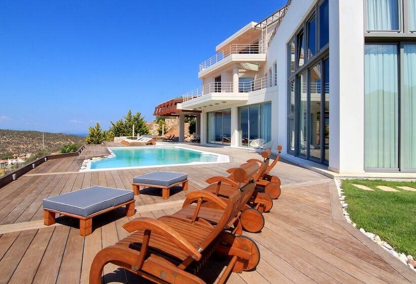 Villa Takeoff Saronida