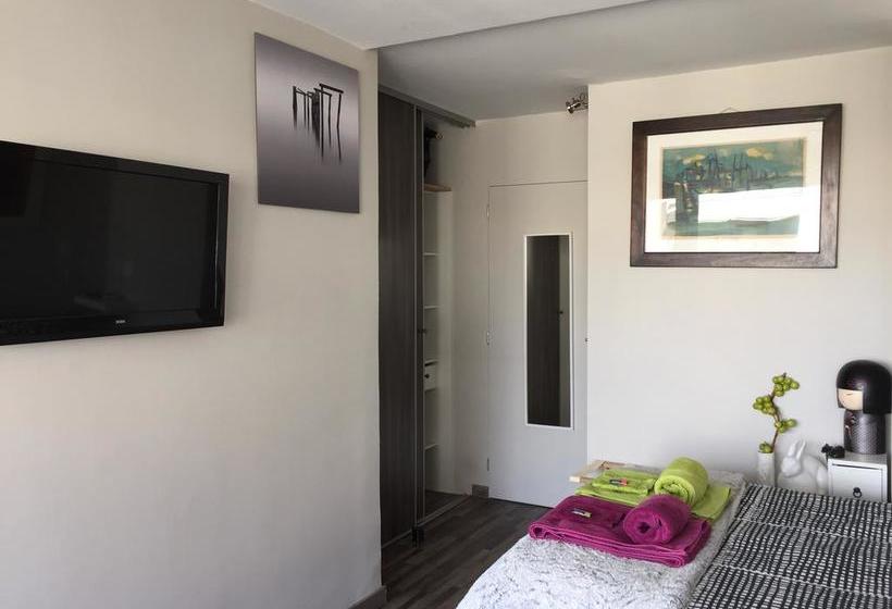 تختخواب و صبحانه 1 Chambre, 1 P'tit Dèj', 1 Sourire