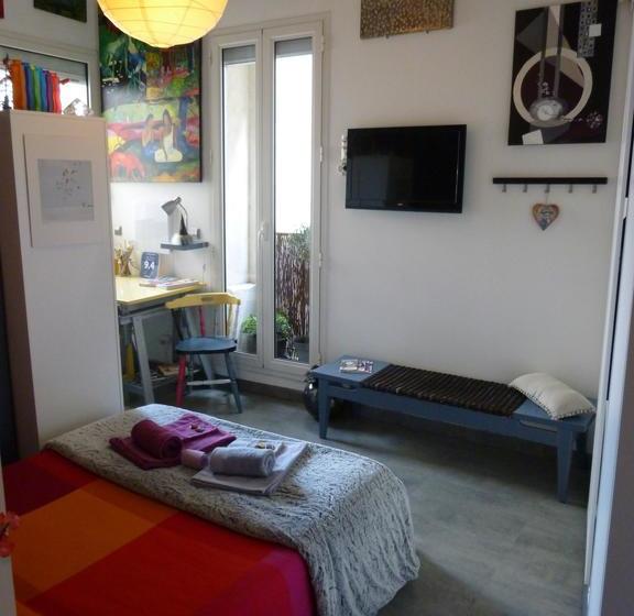 تختخواب و صبحانه 1 Chambre, 1 P'tit Dèj', 1 Sourire