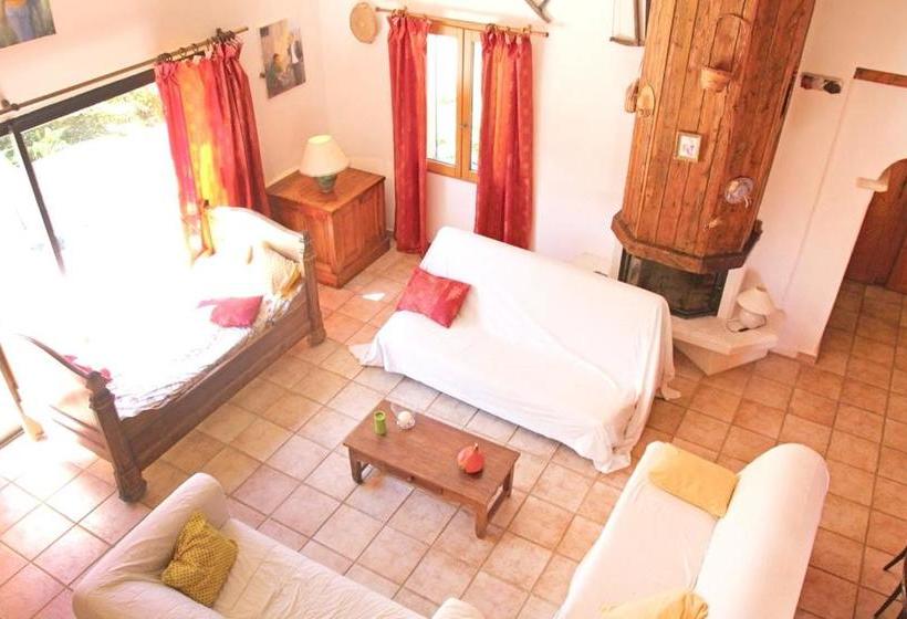 Bed and Breakfast Gite D Autheze