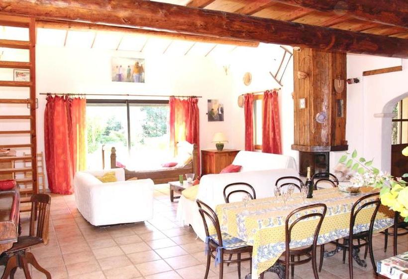 Bed and Breakfast Gite D Autheze