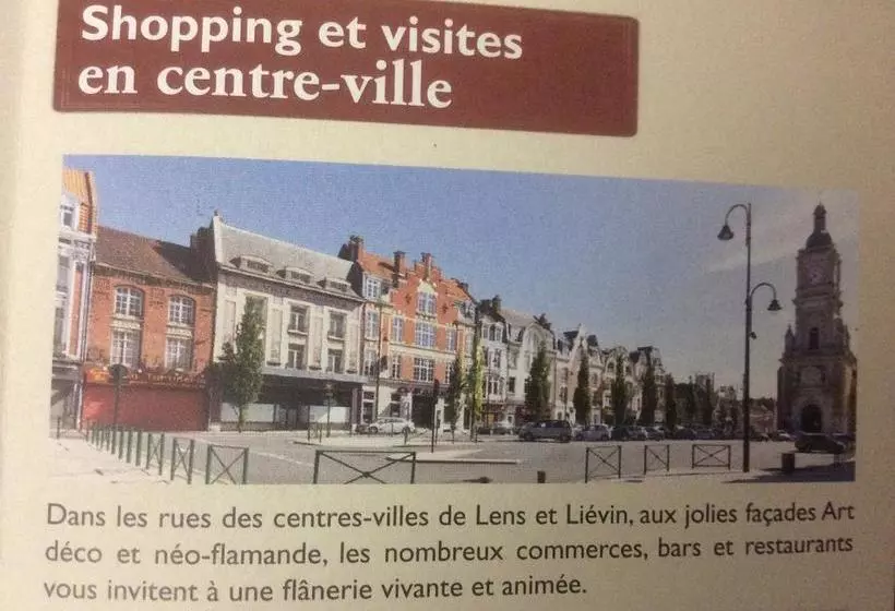 تختخواب و صبحانه Chambres Et Table D'hôtes La Belle Lensoise