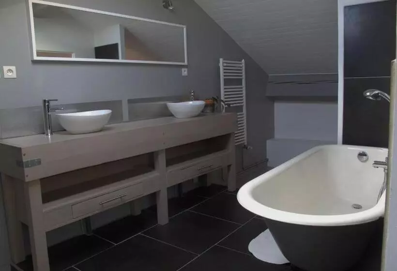 تختخواب و صبحانه Chambres D'hôtes L'epicurium