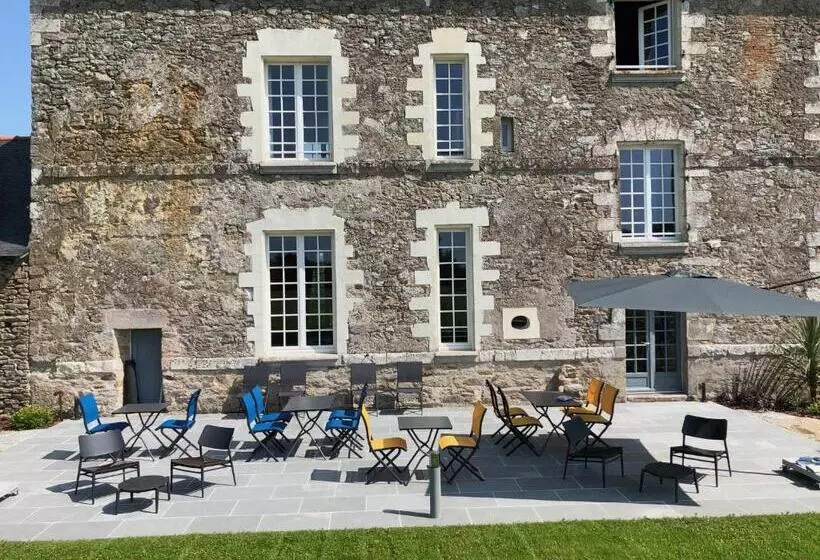 ベッドアンドブレックファースト Château De La Garnison