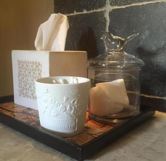 ベッドアンドブレックファースト La Maison Rousseau Chambre D Hôtes