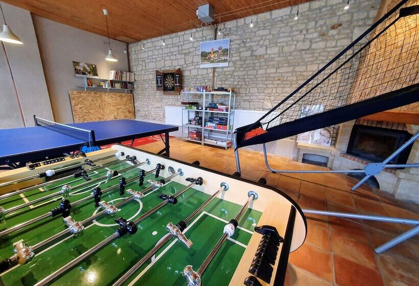 Bed and Breakfast La Villa Des Roses Gîte Chambres D Hôtes Piscine Chauffée