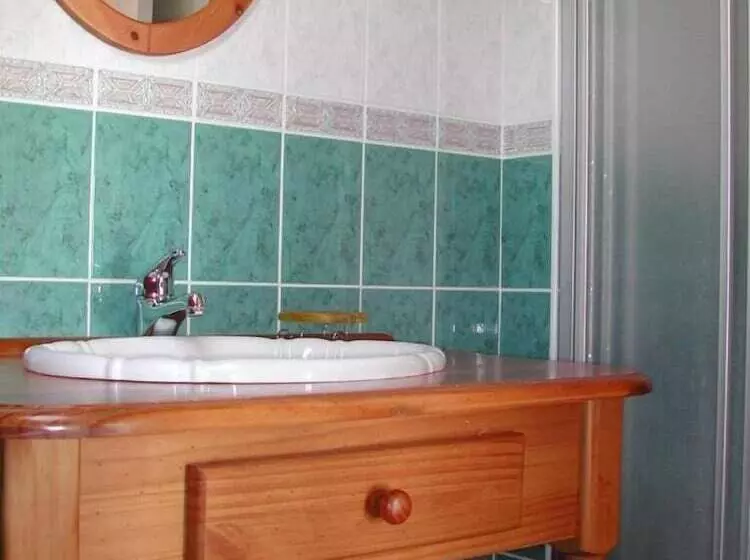 Aamiaismajoitus (B&B) Le Domaine De Rugornou Vras