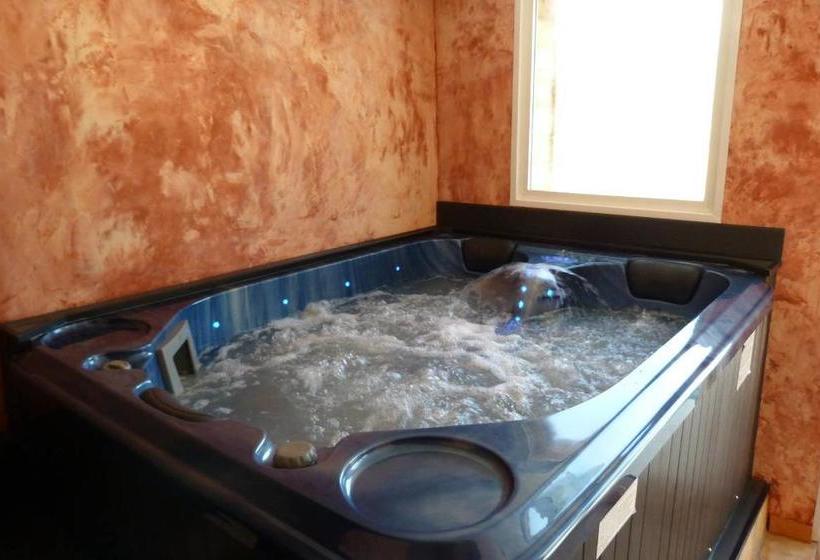 ベッドアンドブレックファースト Le Mas De Pié Caud