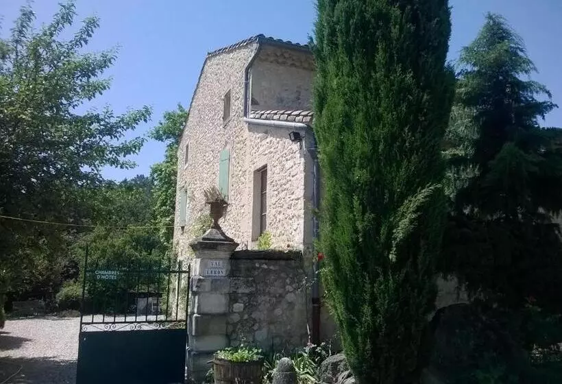 Aamiaismajoitus (B&B) Le Val Léron