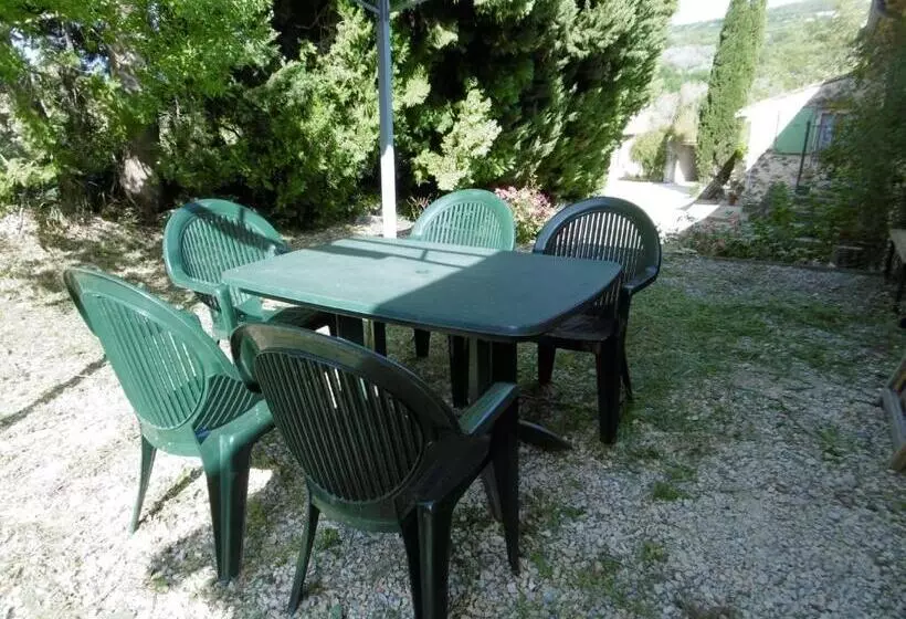 Aamiaismajoitus (B&B) Le Val Léron