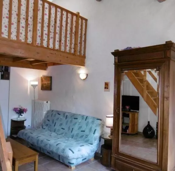 Aamiaismajoitus (B&B) Le Val Léron