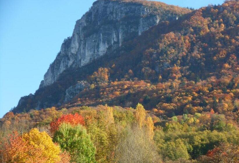 مبيت وإفطار L'estapade Des Tourelons