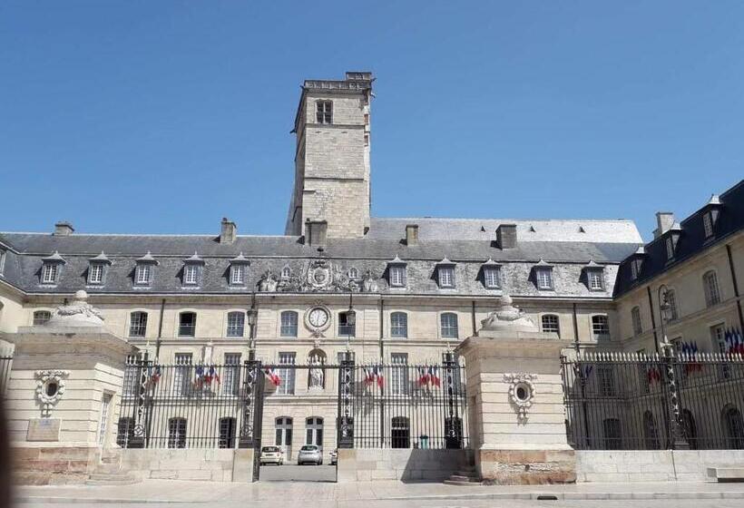 مبيت وإفطار Logis Saint Martin