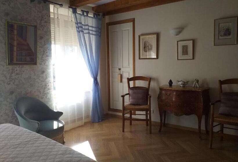 مبيت وإفطار Logis Saint Martin